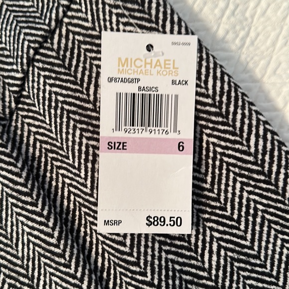 NWT Michael Kors Herringbone Knee Length Skirt. Size 6. - Picture 3 of 3